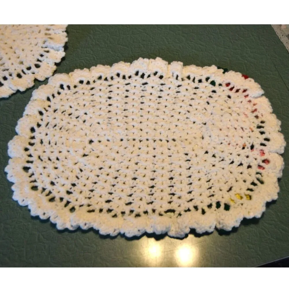 Vintage Crochet Floral Placemats Set of 4 Handmade Cottagecore 12x16